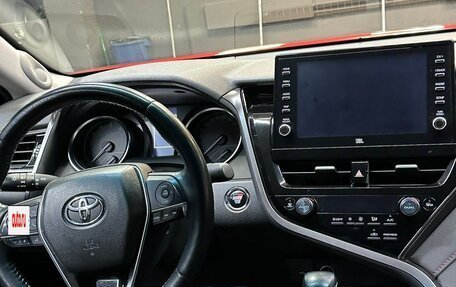 Toyota Camry, 2021 год, 2 520 000 рублей, 5 фотография