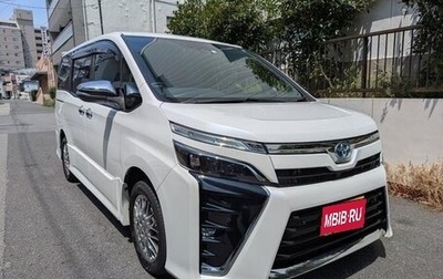 Toyota Voxy III, 2021 год, 2 650 000 рублей, 1 фотография
