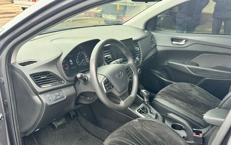 Hyundai Solaris II рестайлинг, 2021 год, 1 650 000 рублей, 3 фотография