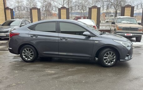 Hyundai Solaris II рестайлинг, 2021 год, 1 650 000 рублей, 7 фотография