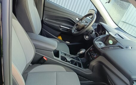 Ford Escape III, 2017 год, 1 610 000 рублей, 9 фотография