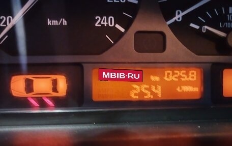 BMW 3 серия, 2004 год, 700 000 рублей, 4 фотография