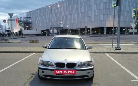 BMW 3 серия, 2004 год, 700 000 рублей, 12 фотография