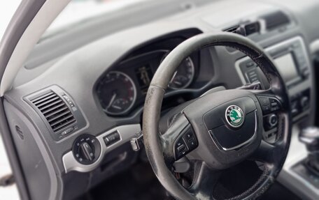 Skoda Octavia, 2010 год, 750 000 рублей, 3 фотография