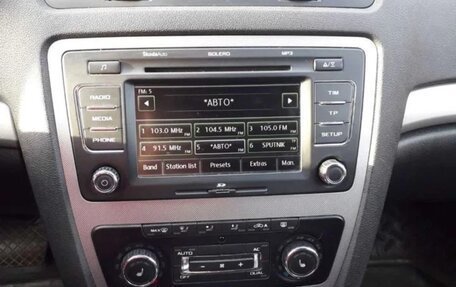 Skoda Octavia, 2010 год, 750 000 рублей, 8 фотография