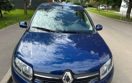 Renault Logan II, 2014 год, 850 000 рублей, 1 фотография