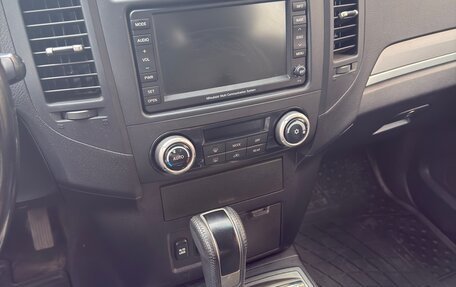 Mitsubishi Pajero IV, 2010 год, 2 030 000 рублей, 9 фотография