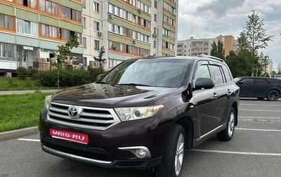 Toyota Highlander III, 2011 год, 1 950 000 рублей, 1 фотография