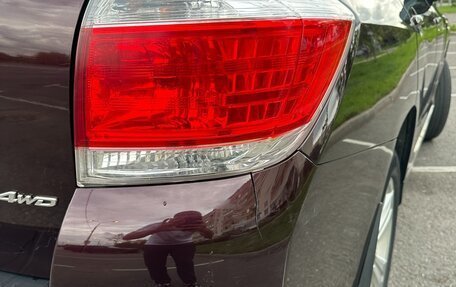 Toyota Highlander III, 2011 год, 1 950 000 рублей, 14 фотография