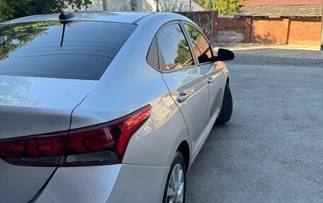 Hyundai Solaris II рестайлинг, 2017 год, 1 250 000 рублей, 5 фотография