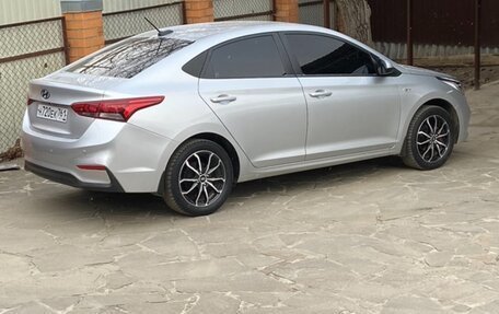 Hyundai Solaris II рестайлинг, 2017 год, 1 250 000 рублей, 16 фотография