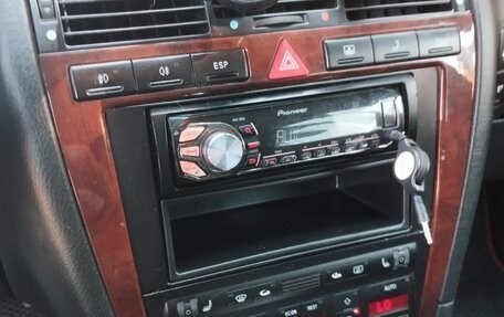 Audi A8, 2002 год, 640 000 рублей, 3 фотография