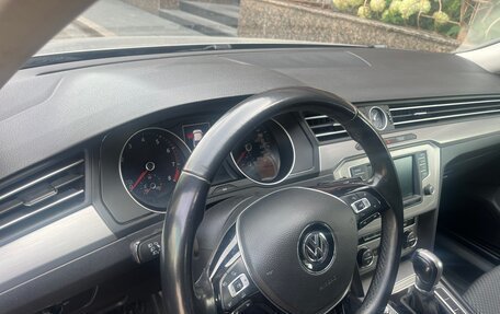Volkswagen Passat B8 рестайлинг, 2016 год, 1 920 000 рублей, 7 фотография