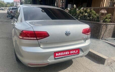 Volkswagen Passat B8 рестайлинг, 2016 год, 1 920 000 рублей, 6 фотография