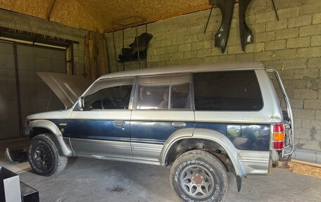 Mitsubishi Pajero III рестайлинг, 1995 год, 777 000 рублей, 3 фотография