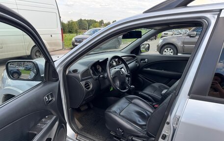 Mitsubishi Outlander III рестайлинг 3, 2006 год, 630 000 рублей, 10 фотография