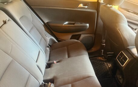 KIA Sportage IV рестайлинг, 2016 год, 2 100 000 рублей, 27 фотография