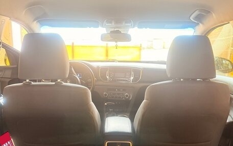 KIA Sportage IV рестайлинг, 2016 год, 2 100 000 рублей, 36 фотография