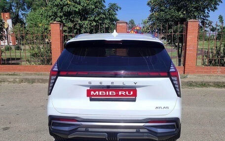 Geely Atlas, 2024 год, 3 100 000 рублей, 6 фотография