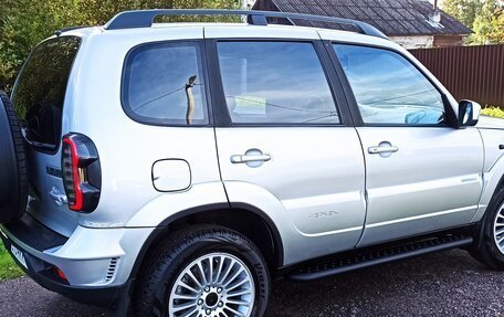 Chevrolet Niva I рестайлинг, 2012 год, 595 000 рублей, 3 фотография