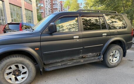 Mitsubishi Pajero Sport II рестайлинг, 2000 год, 500 000 рублей, 7 фотография