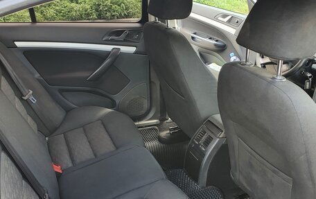 Skoda Octavia, 2010 год, 500 000 рублей, 8 фотография