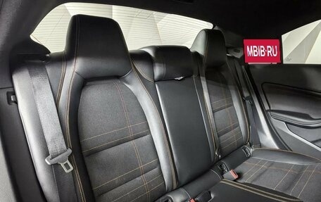 Mercedes-Benz CLA, 2013 год, 1 347 000 рублей, 14 фотография