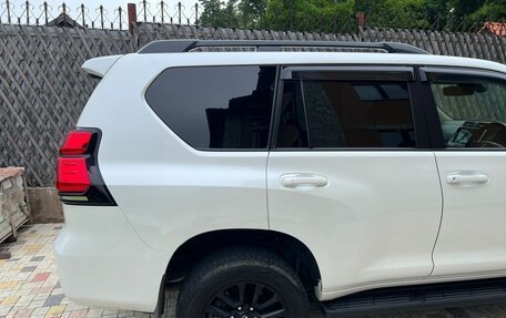 Toyota Land Cruiser Prado 150 рестайлинг 2, 2020 год, 5 900 000 рублей, 2 фотография
