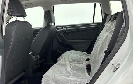 Volkswagen Tiguan, 2024 год, 3 567 000 рублей, 19 фотография