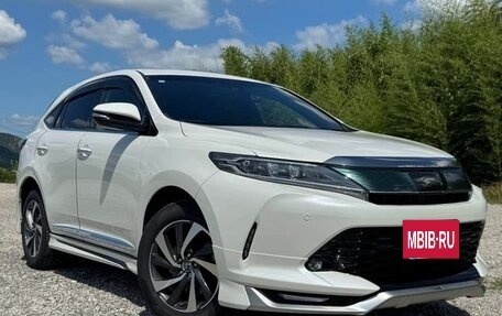 Toyota Harrier, 2020 год, 2 220 000 рублей, 3 фотография