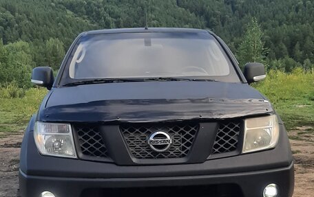 Nissan Navara (Frontier), 2007 год, 1 170 000 рублей, 12 фотография