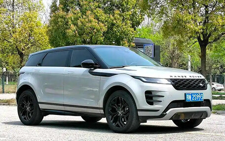 Land Rover Range Rover Evoque II, 2022 год, 3 000 000 рублей, 3 фотография