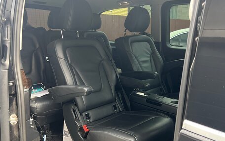 Mercedes-Benz V-Класс, 2016 год, 3 350 000 рублей, 6 фотография