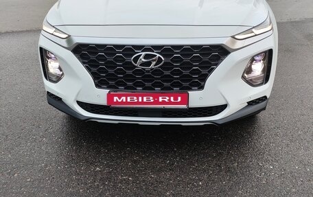 Hyundai Santa Fe IV, 2020 год, 3 300 000 рублей, 2 фотография