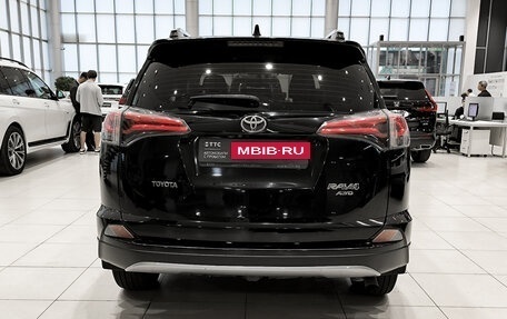 Toyota RAV4, 2017 год, 1 850 000 рублей, 7 фотография