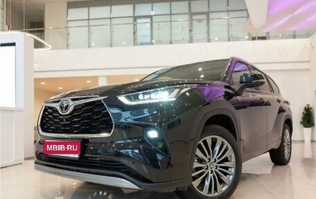Toyota Highlander, 2025 год, 5 500 000 рублей, 1 фотография