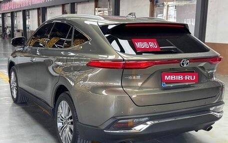 Toyota Harrier, 2021 год, 2 578 000 рублей, 3 фотография