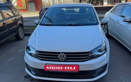 Volkswagen Polo VI (EU Market), 2018 год, 1 200 000 рублей, 4 фотография