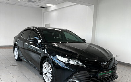 Toyota Camry, 2018 год, 2 663 000 рублей, 3 фотография