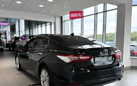 Toyota Camry, 2018 год, 2 663 000 рублей, 8 фотография