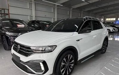 Volkswagen T-Roc I, 2022 год, 1 352 000 рублей, 1 фотография