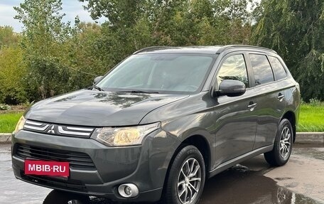 Mitsubishi Outlander III рестайлинг 3, 2013 год, 1 500 000 рублей, 1 фотография