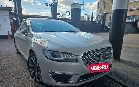 Lincoln MKZ II рестайлинг, 2020 год, 2 500 000 рублей, 2 фотография