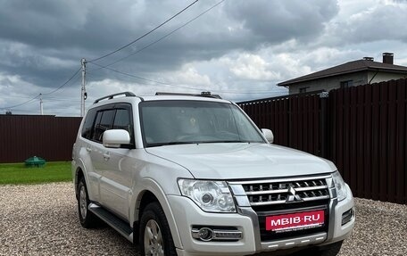 Mitsubishi Pajero IV, 2014 год, 2 500 000 рублей, 2 фотография