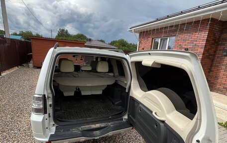 Mitsubishi Pajero IV, 2014 год, 2 500 000 рублей, 11 фотография