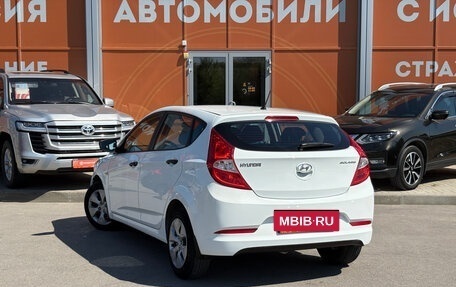 Hyundai Solaris II рестайлинг, 2014 год, 864 000 рублей, 7 фотография