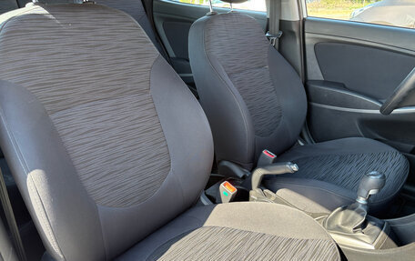 Hyundai Solaris II рестайлинг, 2014 год, 864 000 рублей, 24 фотография