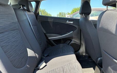 Hyundai Solaris II рестайлинг, 2014 год, 864 000 рублей, 28 фотография