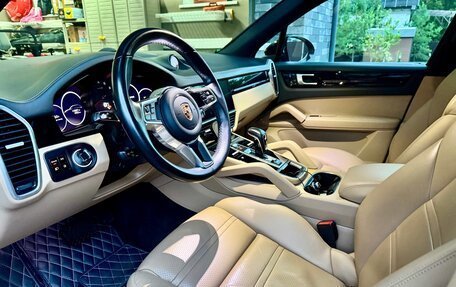 Porsche Cayenne III, 2018 год, 5 850 000 рублей, 3 фотография