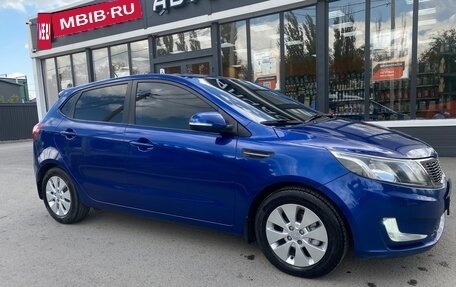 KIA Rio III рестайлинг, 2013 год, 799 999 рублей, 7 фотография